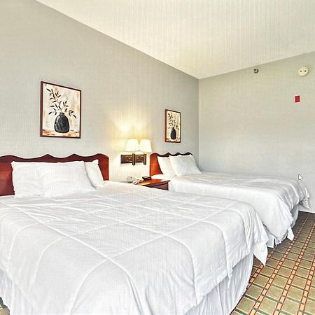 Gasthof Amish Village Inn Montgomery Extérieur photo