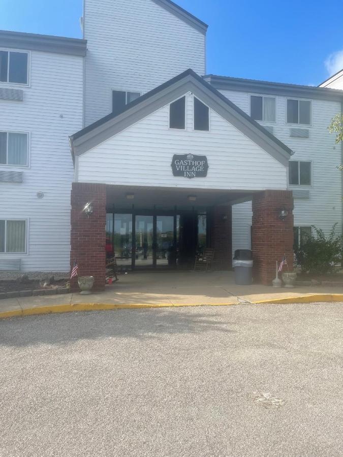 Gasthof Amish Village Inn Montgomery Extérieur photo